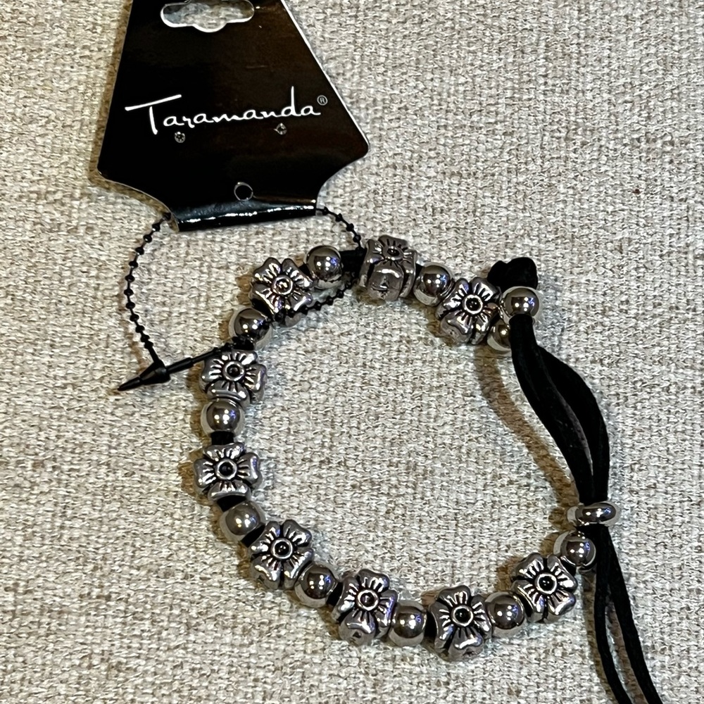 NWT Taramanda Silver Charm Bracelet